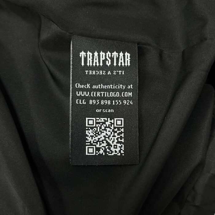 Trapstar Shooters Hooded Puffer Black/Reflective - Image 9