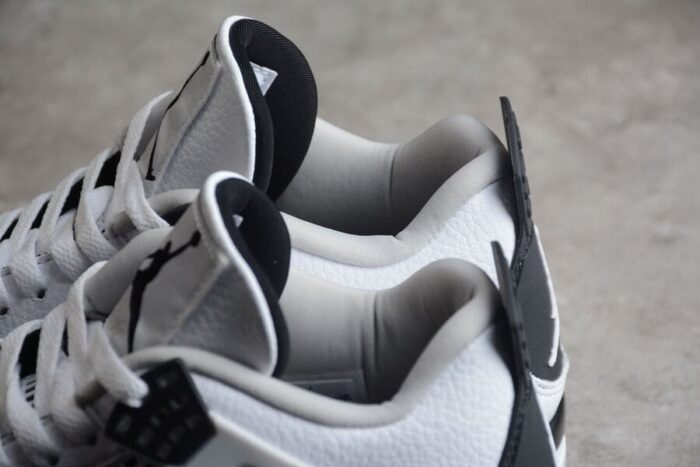 Air Jordan 4 Military Black - Image 7