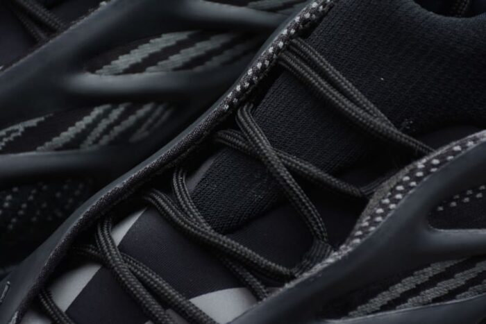 Adidas Yeezy 700 V3 Alvah - Image 9