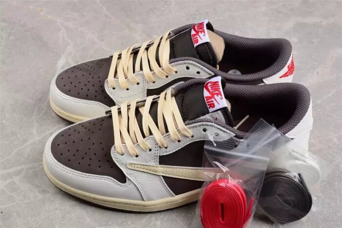 Air Jordan 1 Low x Travis Scott - Reverse Mocha - Image 2