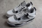 Air Jordan 4 Military Black - Image 3