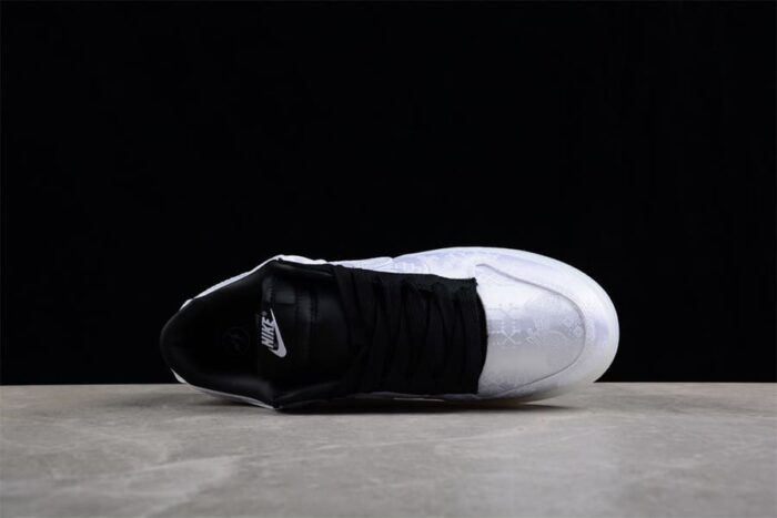 Nike Dunk Low Clot x Fragment Design - Image 9