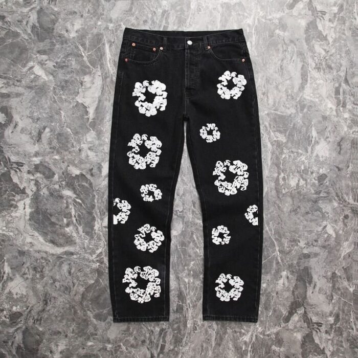 Denim Tears x Levi's Cotton Wreath Jeans Black - Image 2