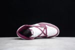 Air Jordan 1 High OG Bordeaux - Image 9