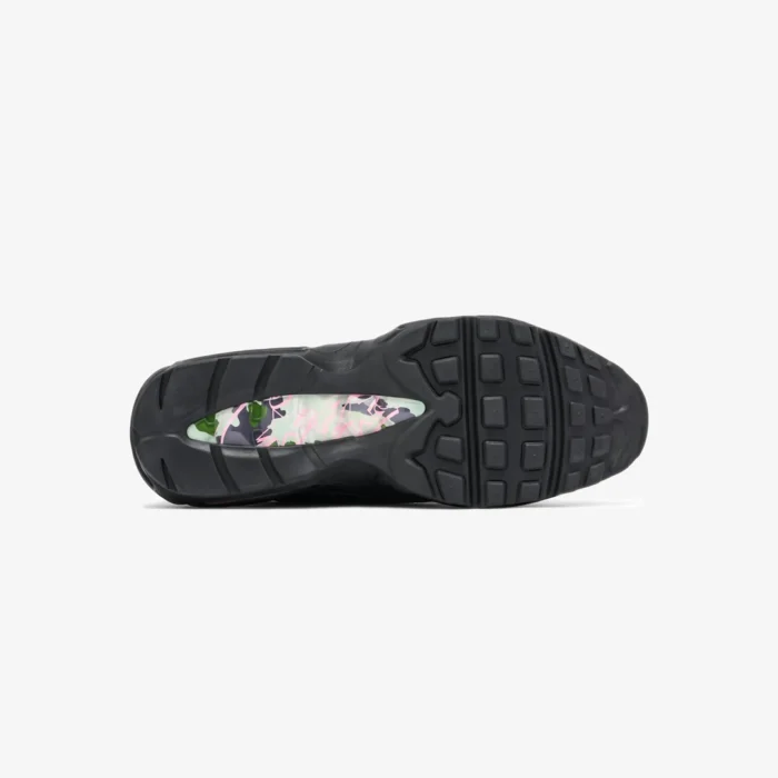 Corteiz x Nike Air Max 95 - Image 6