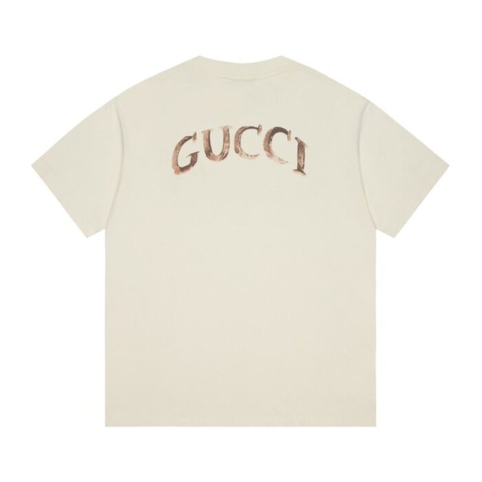 T-shirt Gucci Distressed Logo Beige GC047 - Image 2
