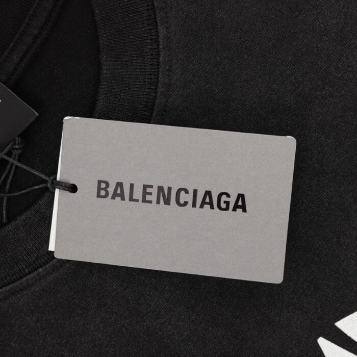 T-shirt Balenciaga Logo Graphic Black BL055 - Image 6