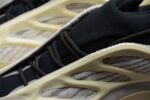 Adidas Yeezy 700 V3 Azael - Image 9