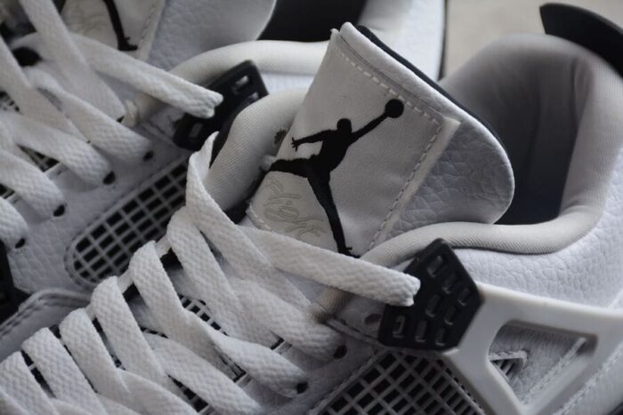 Air Jordan 4 Military Black - Image 11
