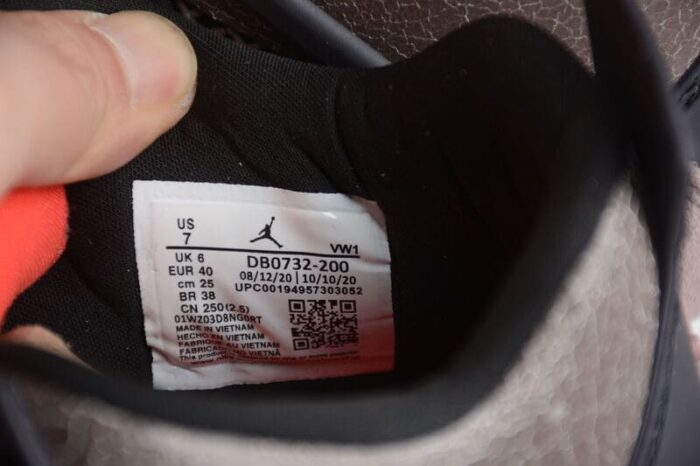 Air Jordan 4 Taupe Haze - Image 13