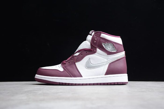 Air Jordan 1 High OG Bordeaux - Image 3
