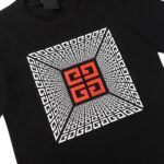 T-Shirt Givenchy GV017 - Image 4