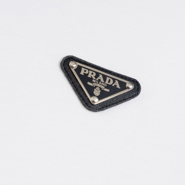 T-shirt Prada Logo Patch White PD016 - Image 4