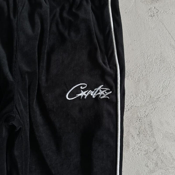 Tracksuit Corteiz Velour Black with White Logo CZ007 - Image 10