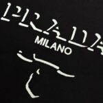 T-shirt Prada Milano Crest Logo Black PD013 - Image 4