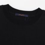 T-shirt Louis Vuitton Calligraphy Studded Black LV025 - Image 8