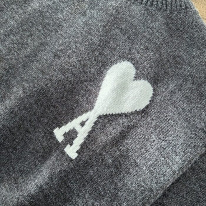 Sweater Ami Paris Ami de Coeur crew neck AMP001 - Image 8