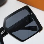 Sunglasses Louis Vuitton LVW072 - Image 6