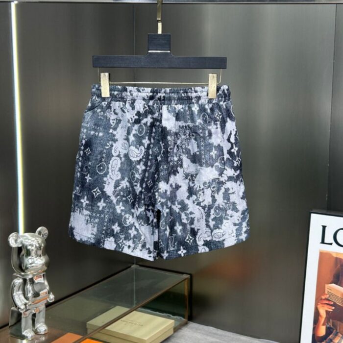 Shorts Louis Vuitton LV244 - Image 2