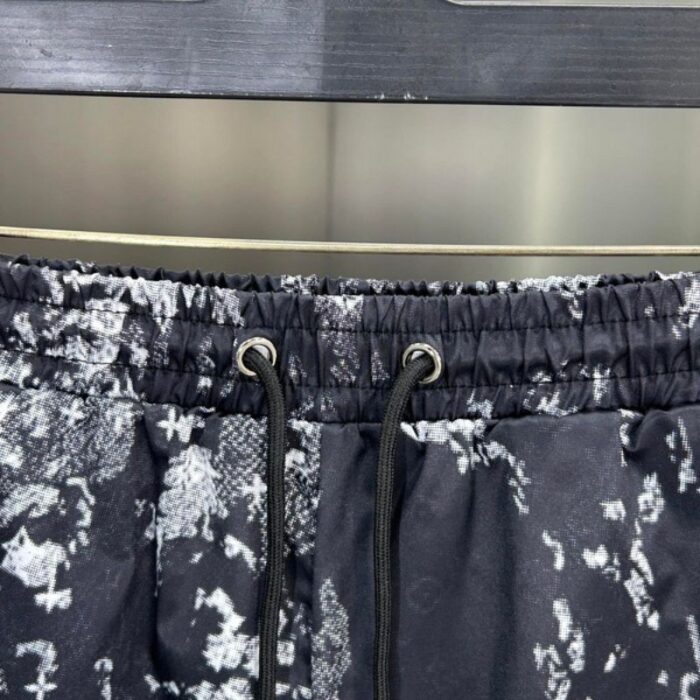 Shorts Louis Vuitton LV234 - Image 3