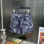 Shorts Louis Vuitton LV241 - Image 3
