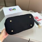 Prada Canapa Logo Tote Bag PD081 - Image 4