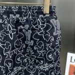 Shorts Louis Vuitton LV243 - Image 4