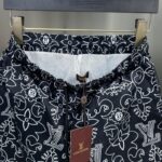 Shorts Louis Vuitton LV243 - Image 5