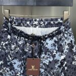 Shorts Louis Vuitton LV241 - Image 6