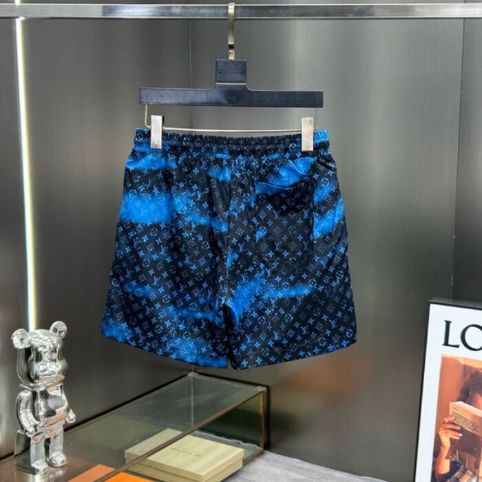 Shorts Louis Vuitton LV240 - Image 7