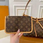 Louis Vuitton CarryAll PM Bag LV265 - Image 7