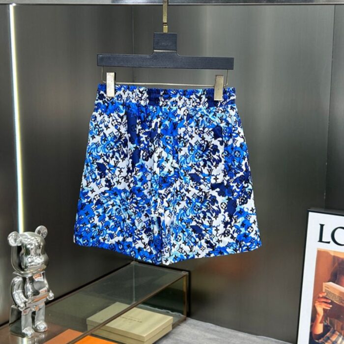 Shorts Louis Vuitton LV241 - Image 8