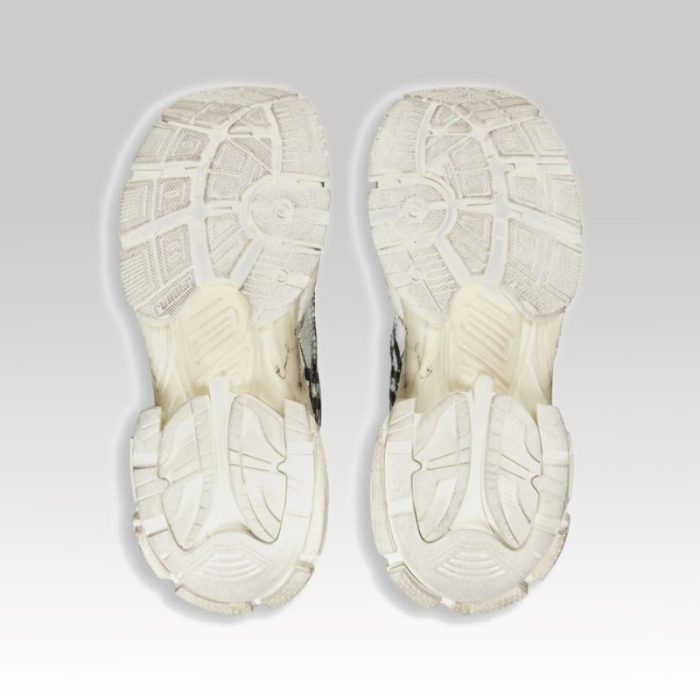 Balenciaga Runner Sneaker BL202 - Image 3