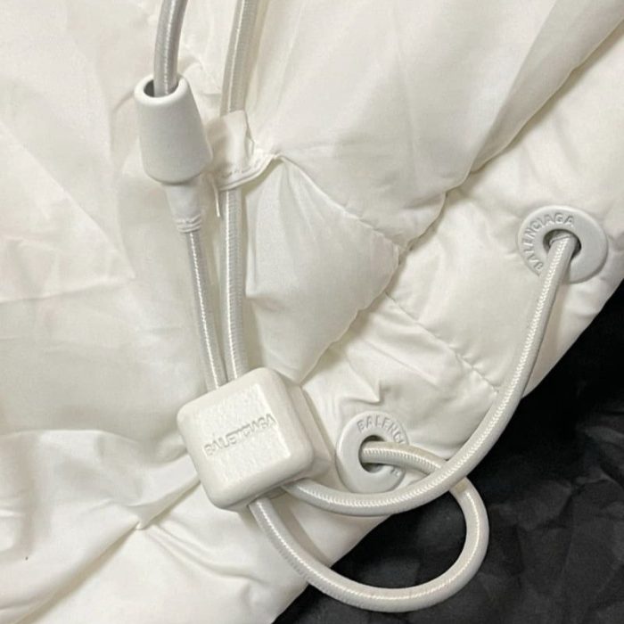 Jacket Puffer Balenciaga Sports Icon BL239 - Image 4