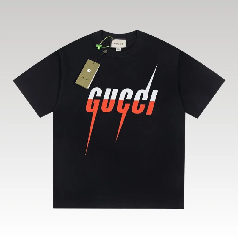 Home Basic 637 T-shirt Gucci Red Gradient Logo Black GC039 - Drip Slum